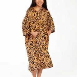 BILLABONG Girls' Teen Hooded Changing Towel ANIMAL